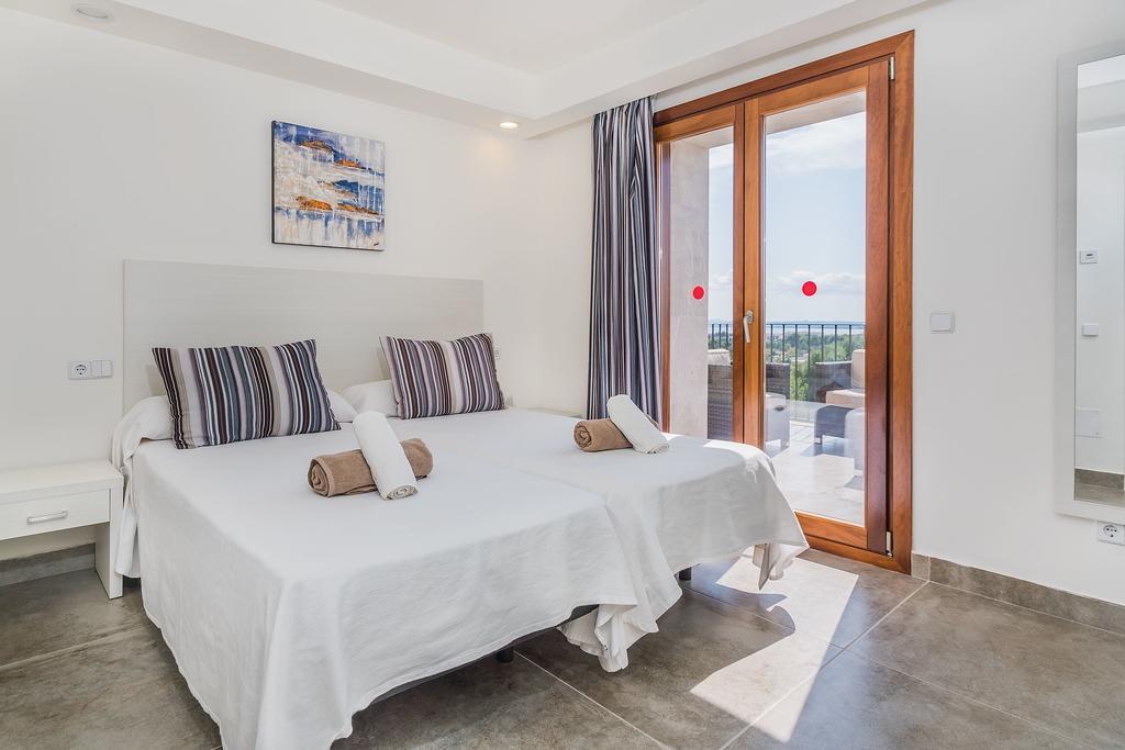 Villa Salou Alcudia  Bagian luar foto